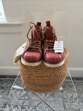 New adidas Men's Maroon Lace-Up Boots with White Sole